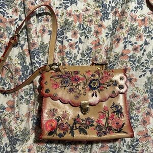 Patricia Nash Embroidered Bag with dust bag
